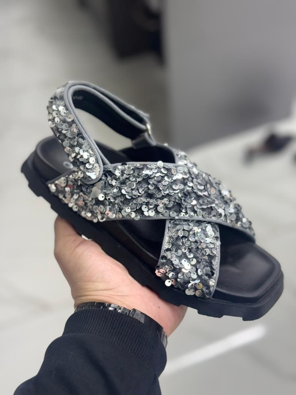 ,женские сандалии,шлепанцы женские,сандалии модные,босоножки на платформе