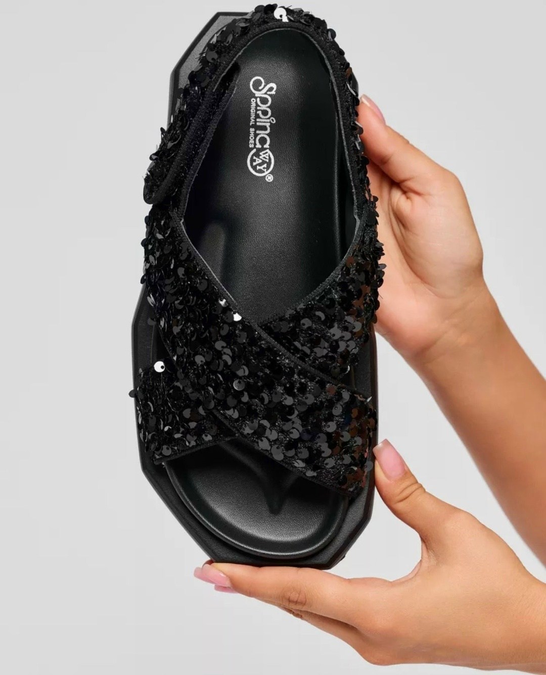 ,женские сандалии,шлепанцы женские,сандалии модные,босоножки на платформе