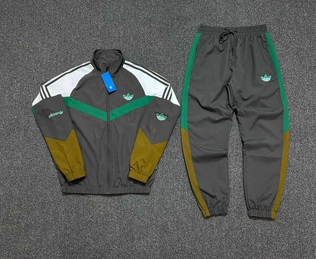 спортивный костюм adidas 90х,спортивный костюм adidas,спортивный костюм adidas винтажный,спортивный костюм adidas из 90-х,спортивные костюмы адидас