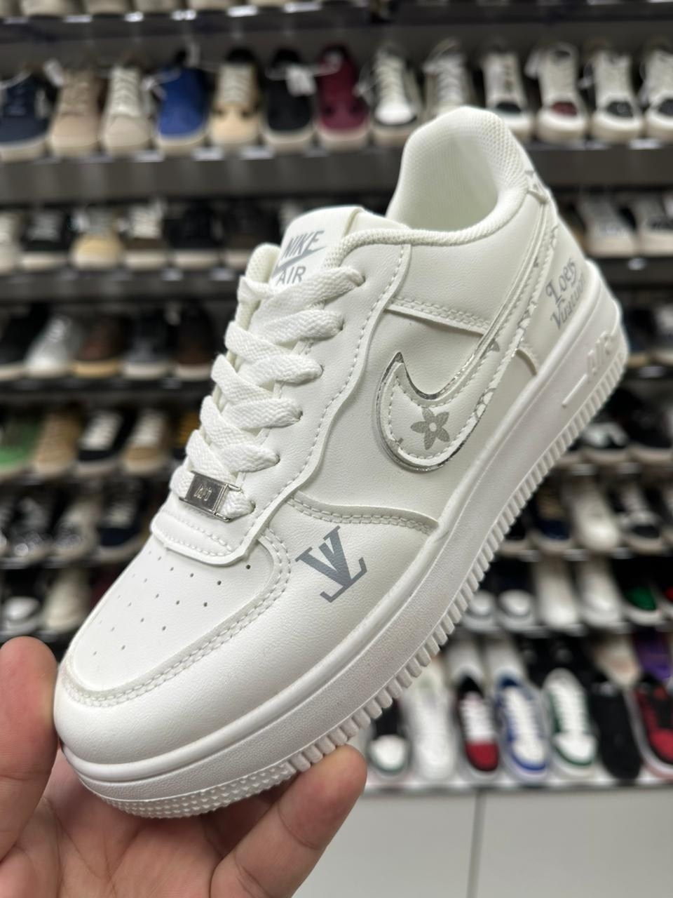 кроссовки,,женская ,женские кроссовки,кроссовки бордо