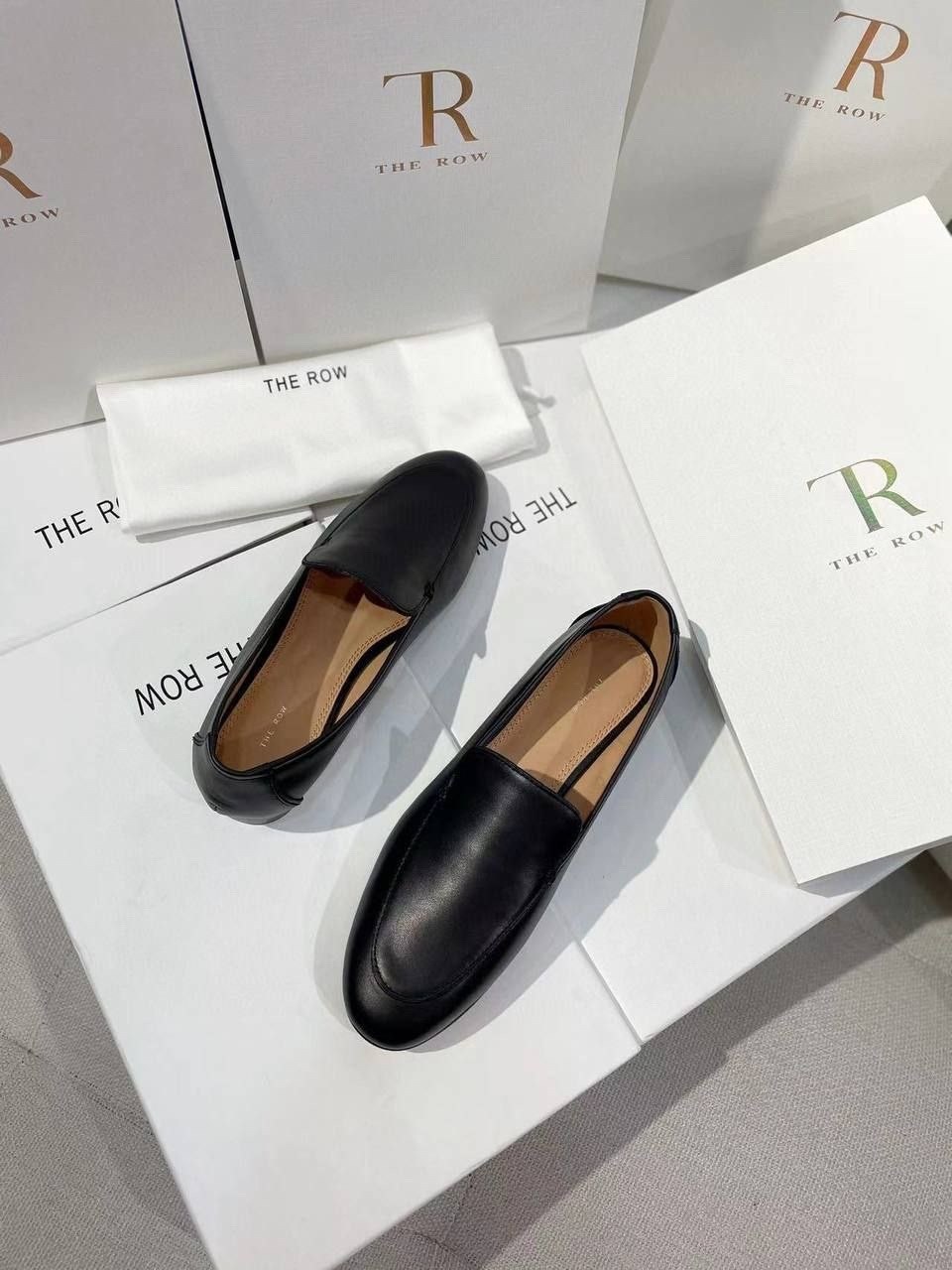 ,женские кожаные лоферы,кожаные лоферы,лоферы женский,лоферы женские черные