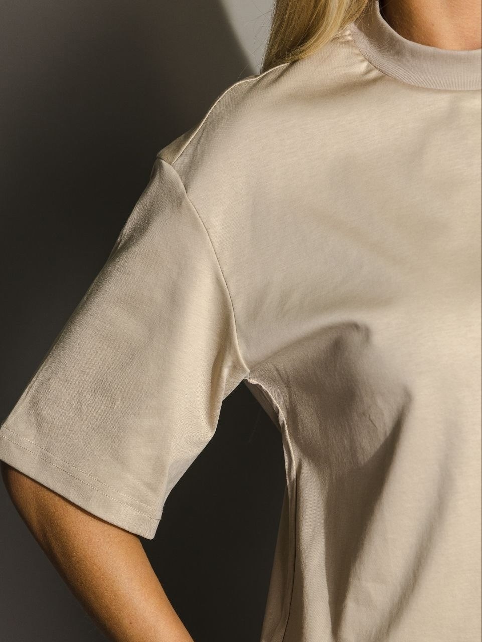 джемпер бежевый,бежевые брюки,широкие брюки,костюм с брюками,брюки женские