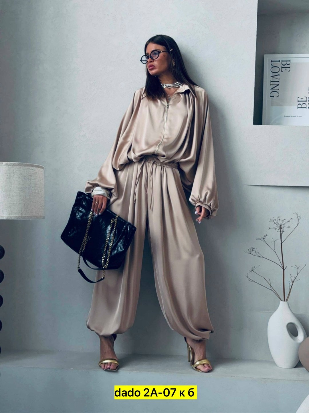 брючный атласный костюм,брючный костюм,шелковый костюм,костюм брючный шелковый,шелковый костюм женский