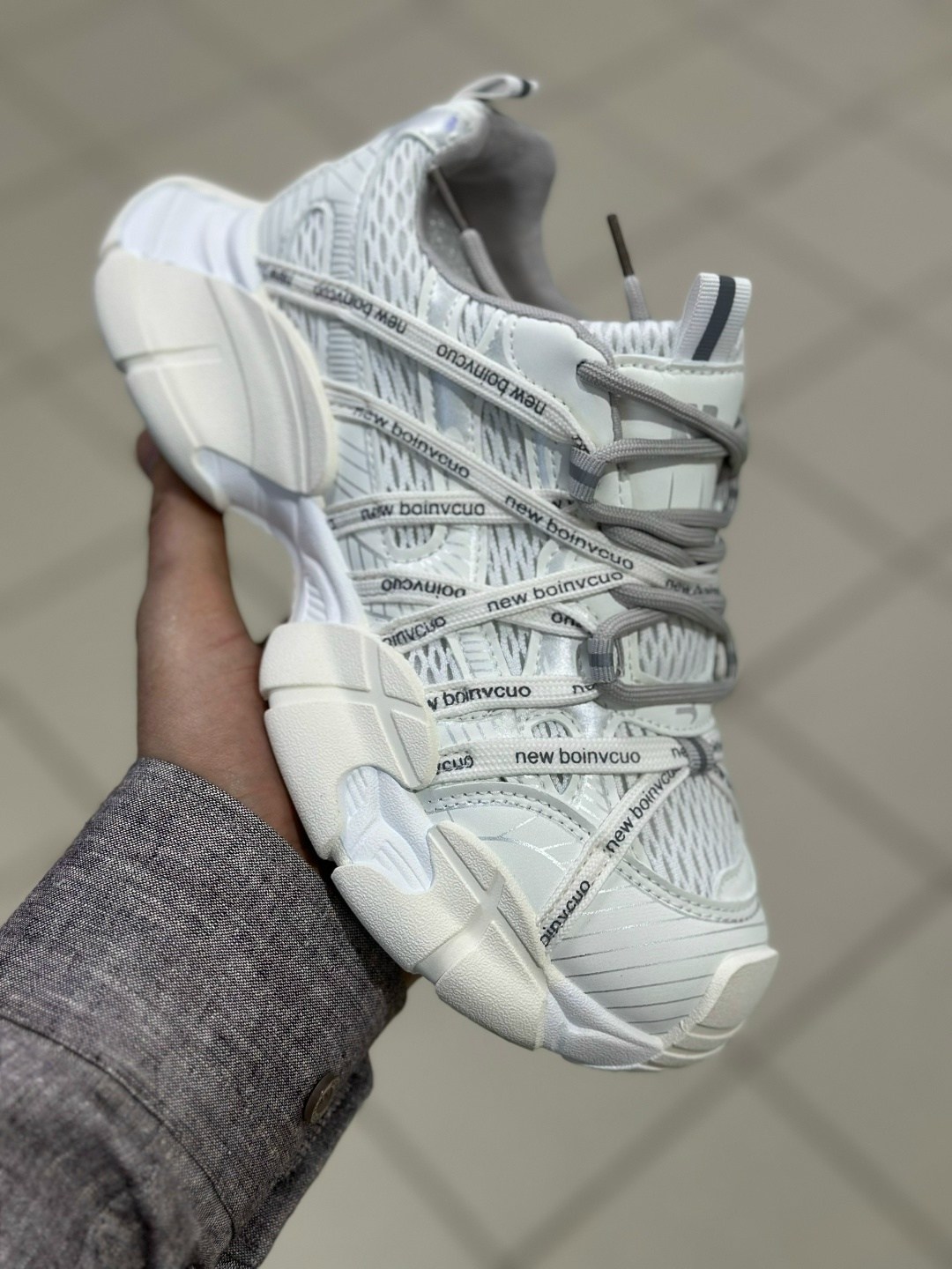 кроссовки женские balenciaga,кроссовки balenciaga,кроссовки женские баленсиага,кроссовки 3xl extreme lace массивные на шнуровке balenciaga,баленсиага кроссовки 2026