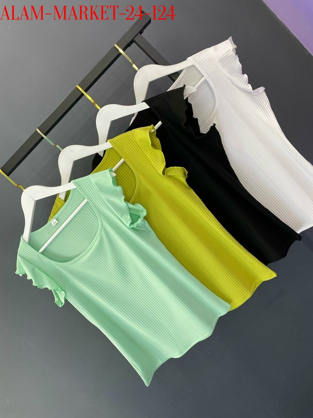 топ женский,топ женский трикотажный,женская базовая майка,блузка стильная,элегантная майка