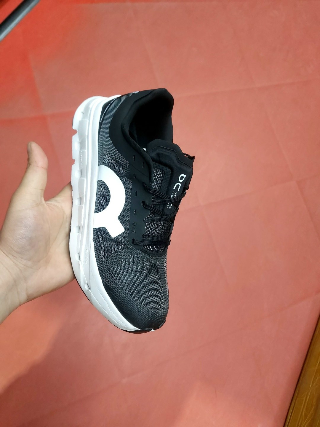 кроссовки on cloudmonster белый,кроссовки,кроссовки on,беговые кроссовки,спортивная