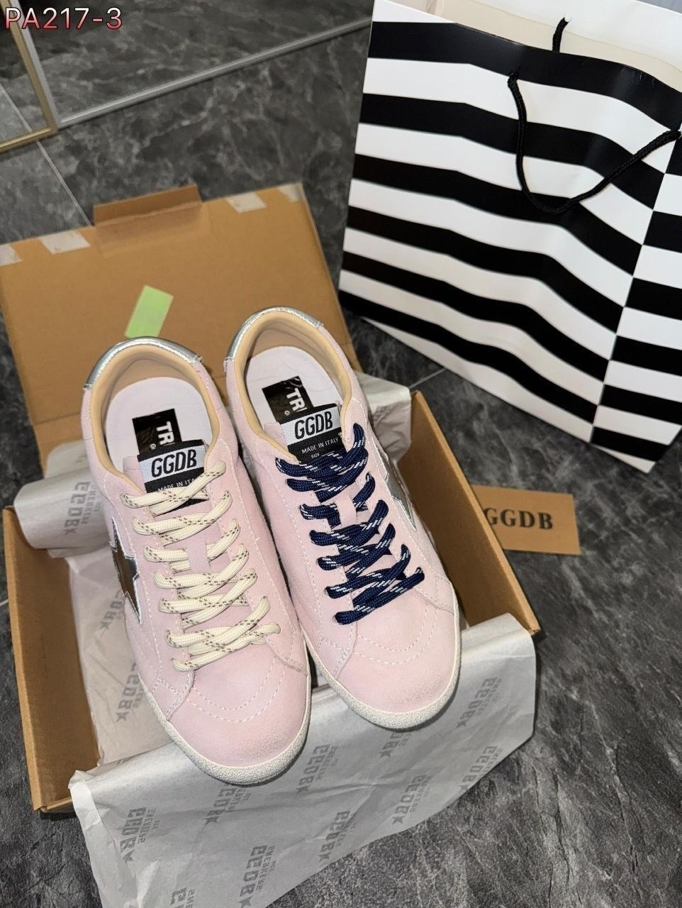 ,кроссовки golden goose,замшевые кроссовки,кеды замшевые,golden goose super star