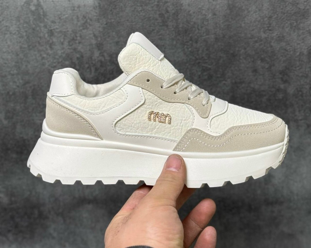 женские кроссовки,кроссовки бежевые,сайкони бежевые кроссовки,кроссовки для женщин,