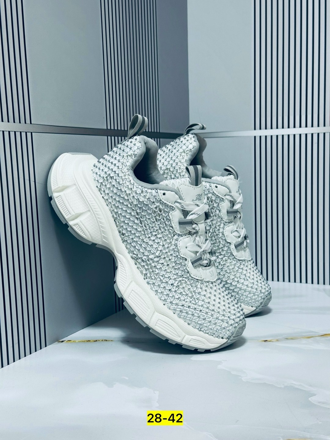 женские кроссовки,кроссовки женские balenciaga,кроссовки balenciaga,,женская