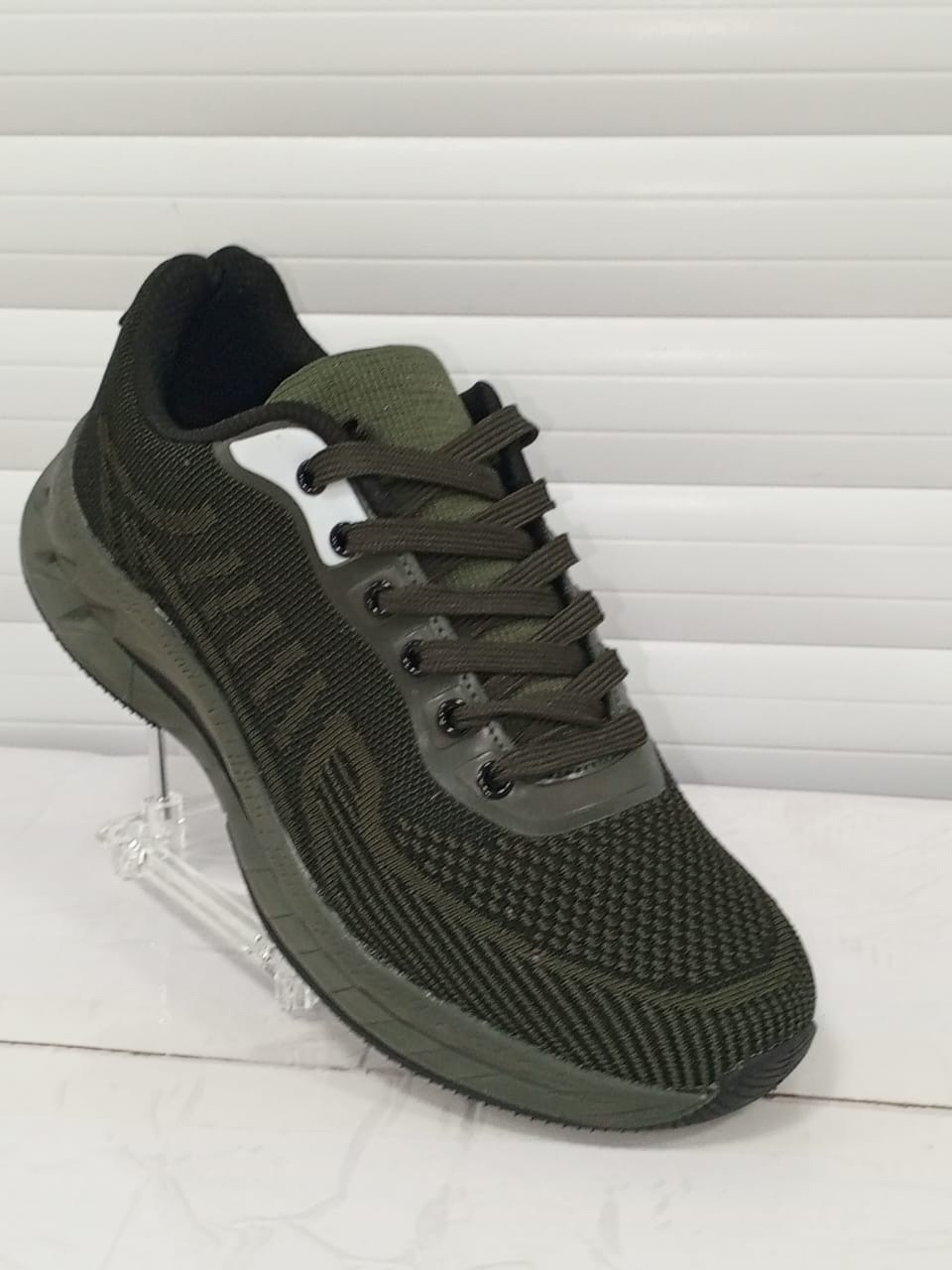 ,мужские кроссовки,кроссовка мужской,спортивная ,кроссовки