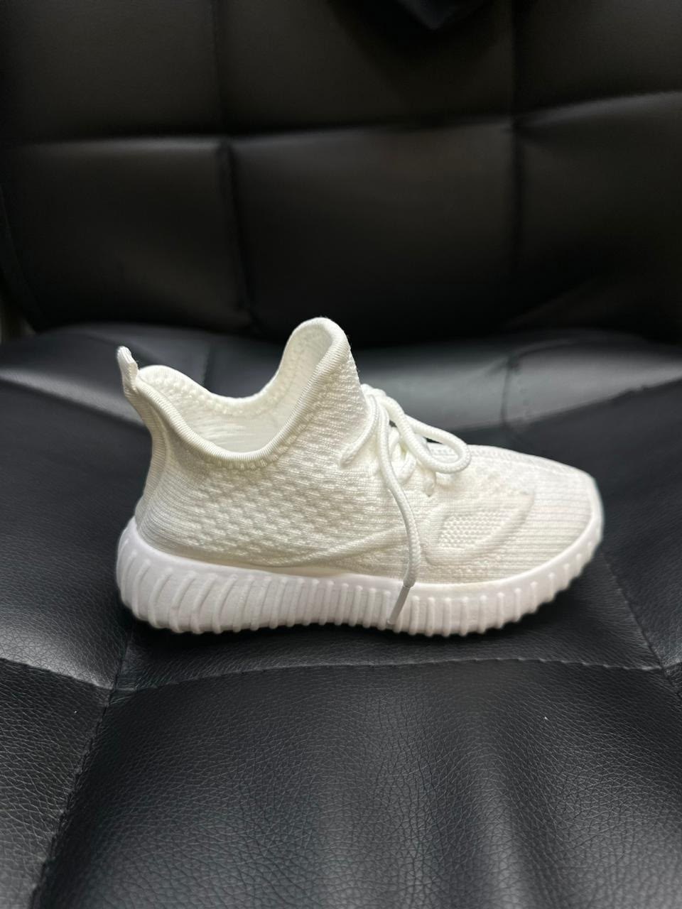 кроссовки детские текстильные yeezy boost кеды изи,кроссовки изи,кроссовки изики,кроссовки,детские кроссовки