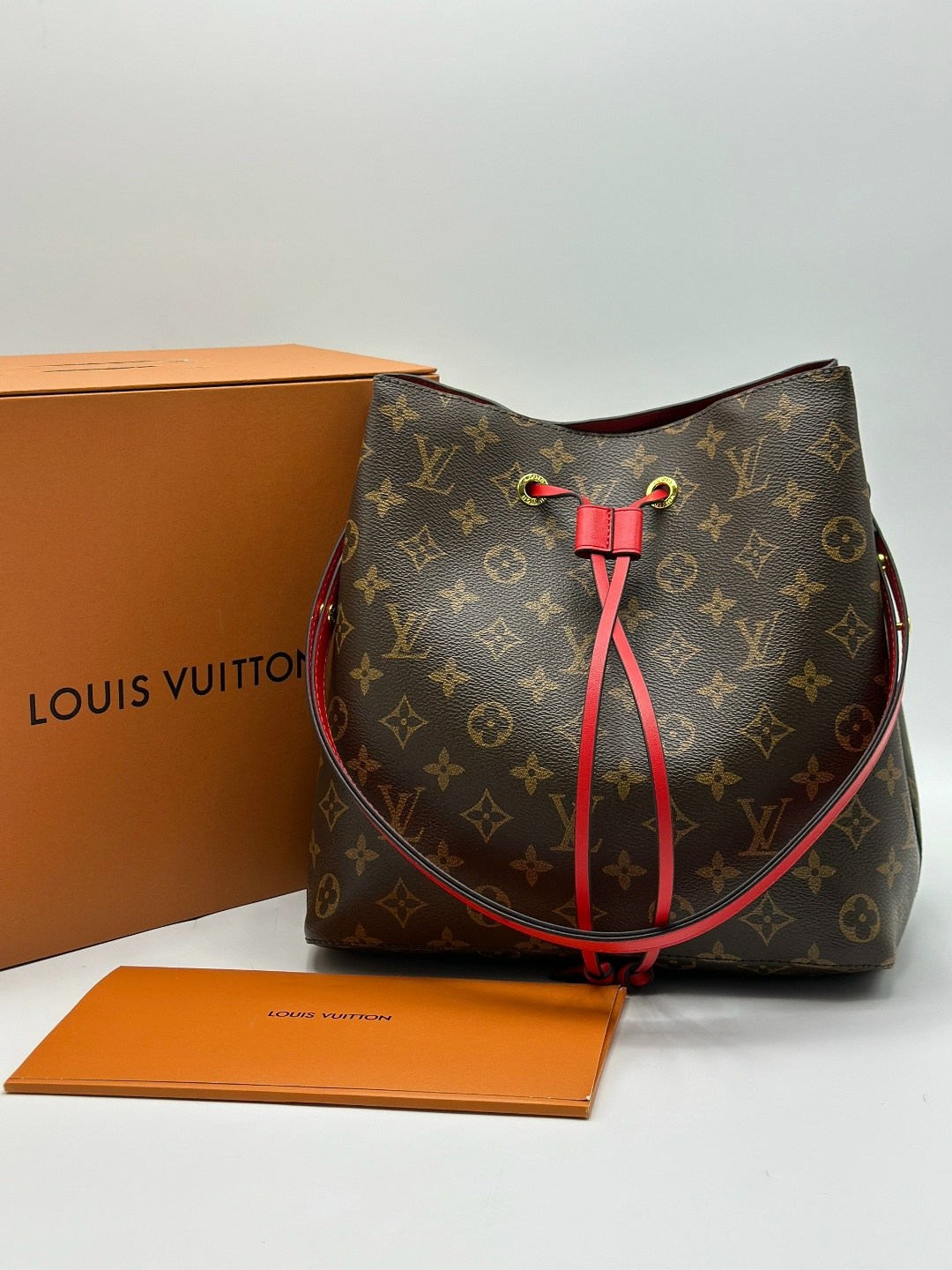 сумка louis vuitton,женская сумка louis vuitton,сумка neonoe louis vuitton,сумка луи виттон,louis vuitton сумка ведро