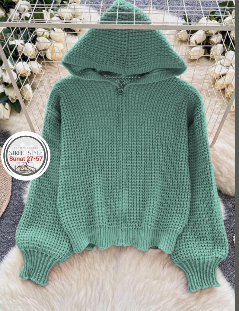 свитер женский вязаный,модные свитера,свитера с капюшоном,кофта женская,женский вязаный кардиган с капюшоном