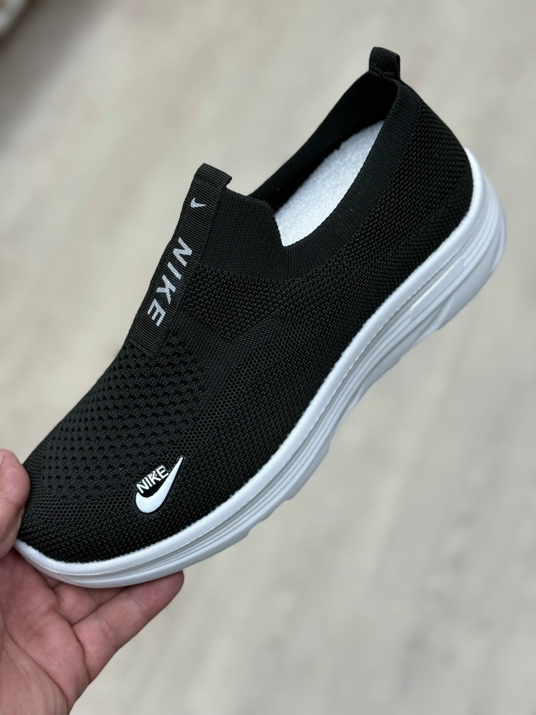 ,мужская ,кроссовка мужской,слипоны кроссовки,слипоны мужские