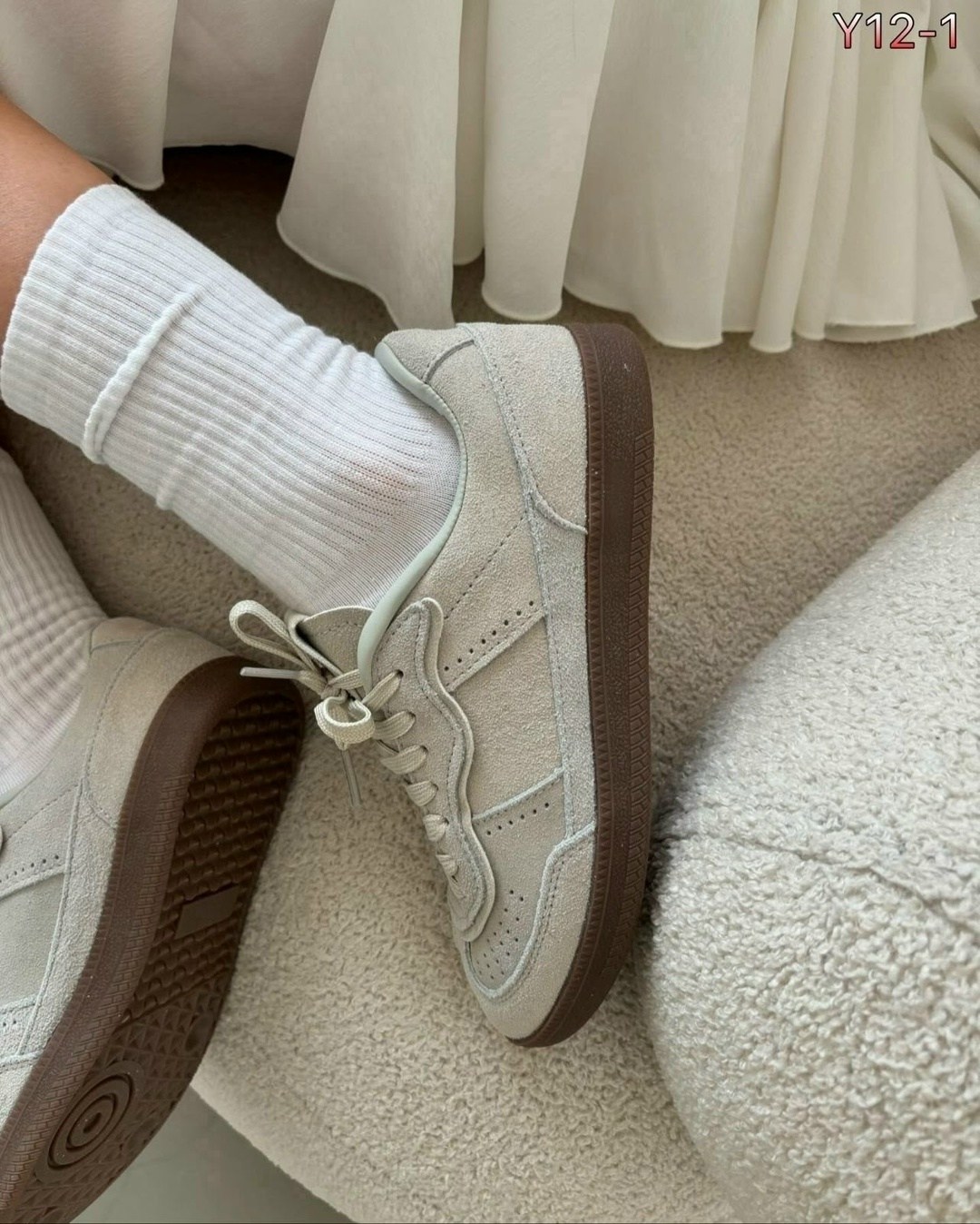 женские кроссовки,, женская,повседневные кроссовки,бежевые кроссовки