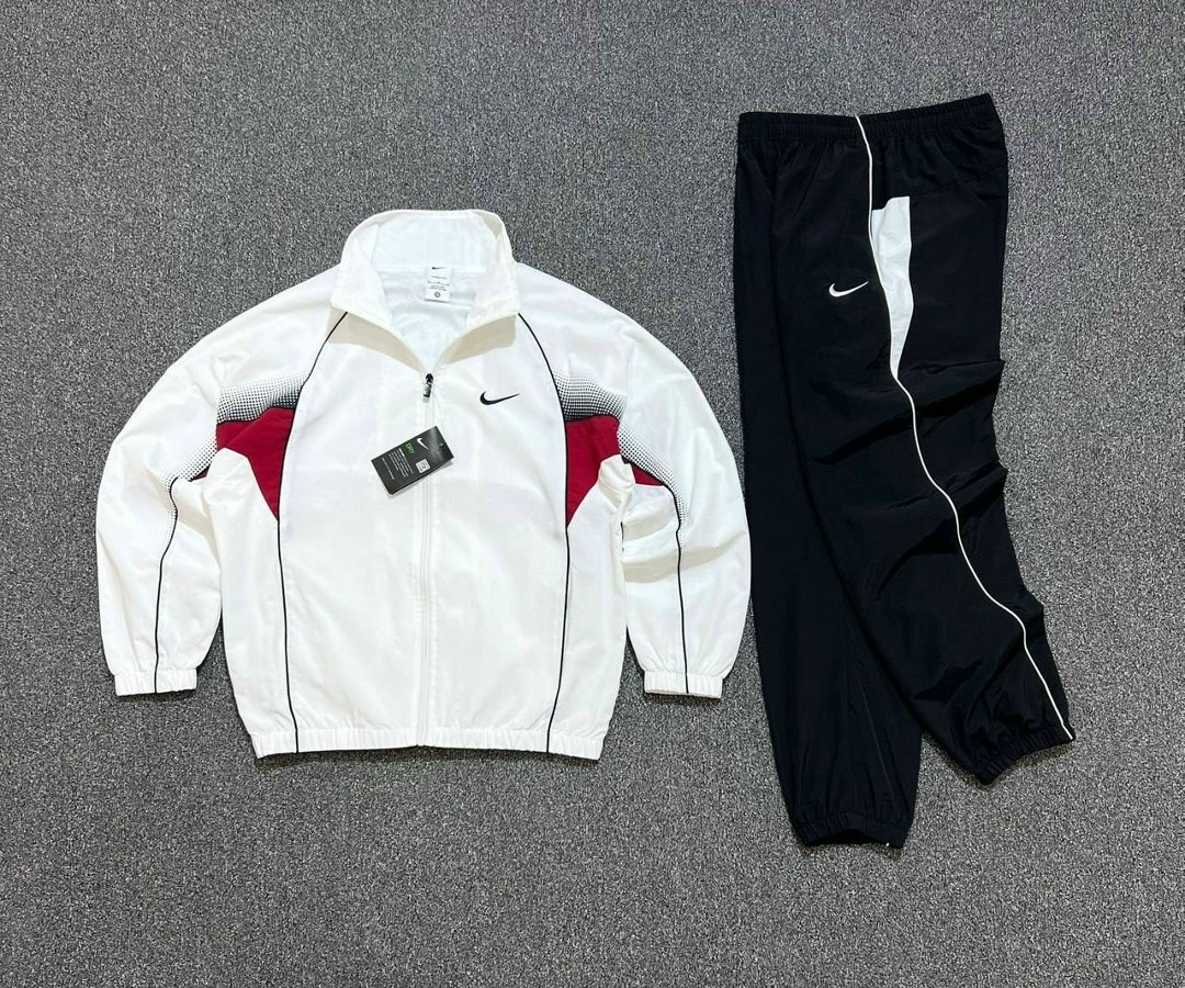 костюм спортивный nike sportswear woven suit basic bv3030-010,спортивный костюм nike,спортивный костюм плащевка nike,мужской спортивный костюм nike,костюм спортивный новый nike