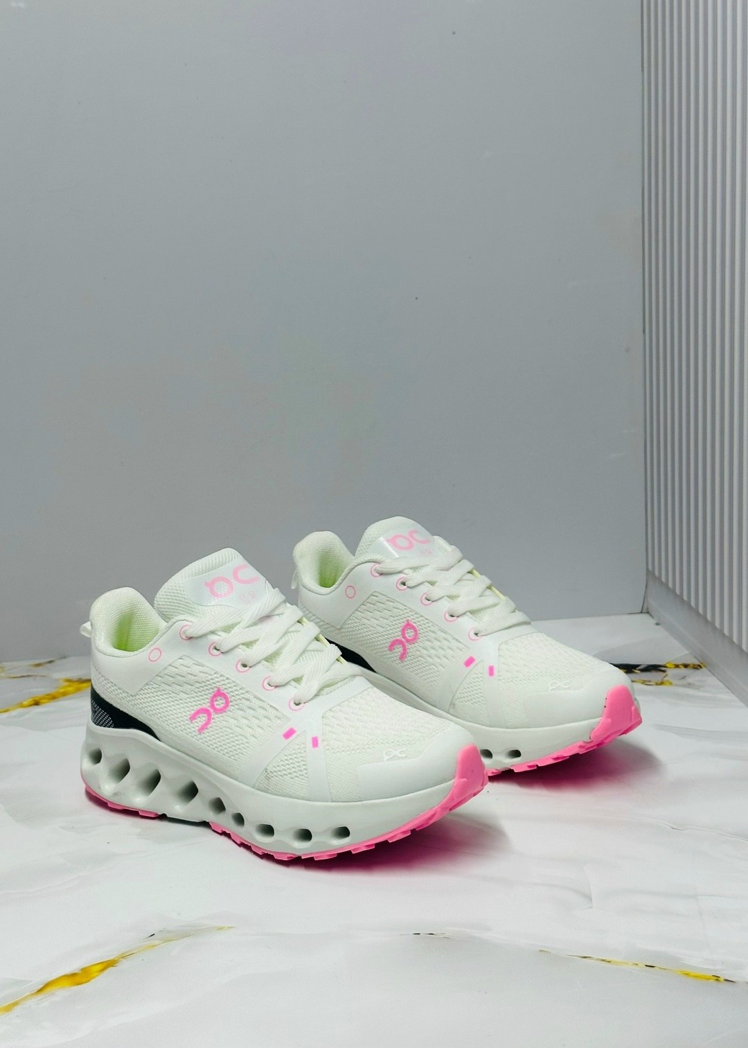 кроссовки женскиe,кроссовки cпортивные,,кроссовки on,спортивный