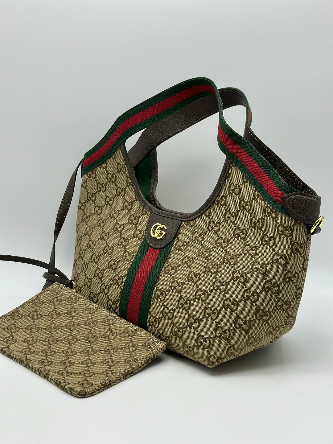 сумка gucci,женская сумка gucci,gucci сумка на плечо,сумка шоппер gucci,сумка-тоут gucci