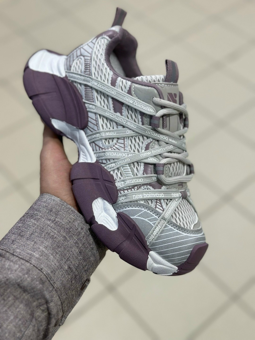 кроссовки женские balenciaga,кроссовки balenciaga,кроссовки женские баленсиага,кроссовки 3xl extreme lace массивные на шнуровке balenciaga,баленсиага кроссовки 2026