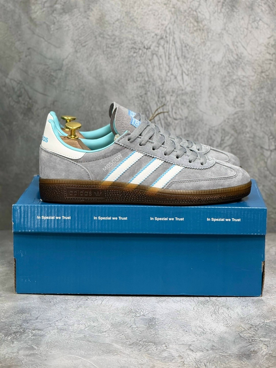 кроссовки adidas spezial moscow,кроссовки adidas originals handball spezial,adidas originals handball spezial,handball adidas spezial,adidas кроссовки handball spezial