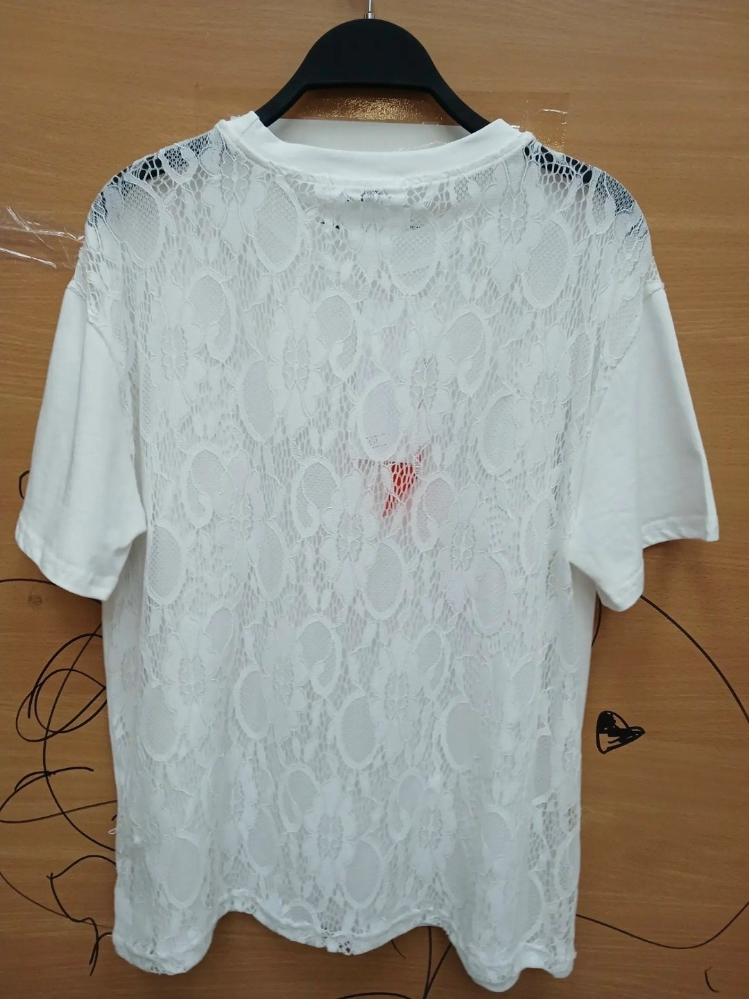 футболка с кружевами,кружевная блузка,кружевная футболка,топ с кружевными вставками,блузка модная