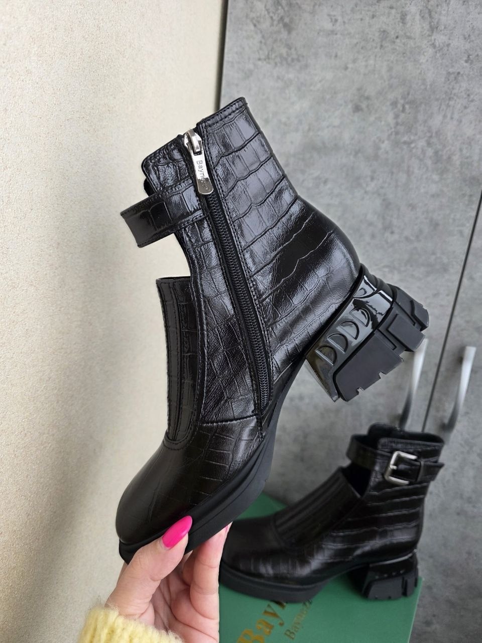 ,ботильоны женские,женская ,женские ботинки,ботильоны лакированные