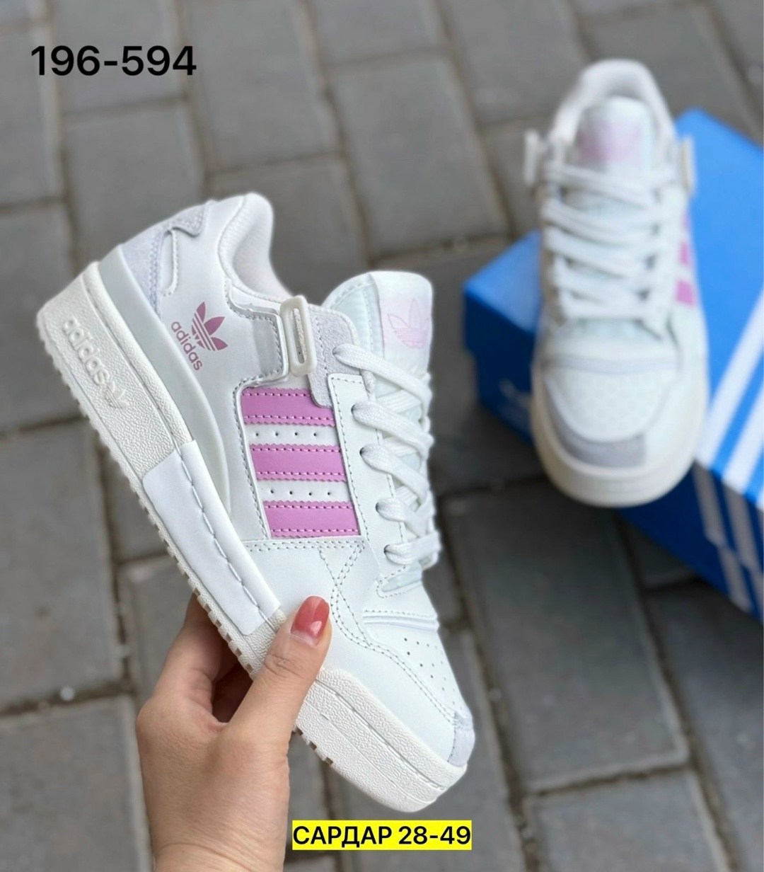 женские кроссовки adidas,кроссовки adidas,женские кроссовки,кроссовки adidas forum low цвет белый,женские кроссовки адидас