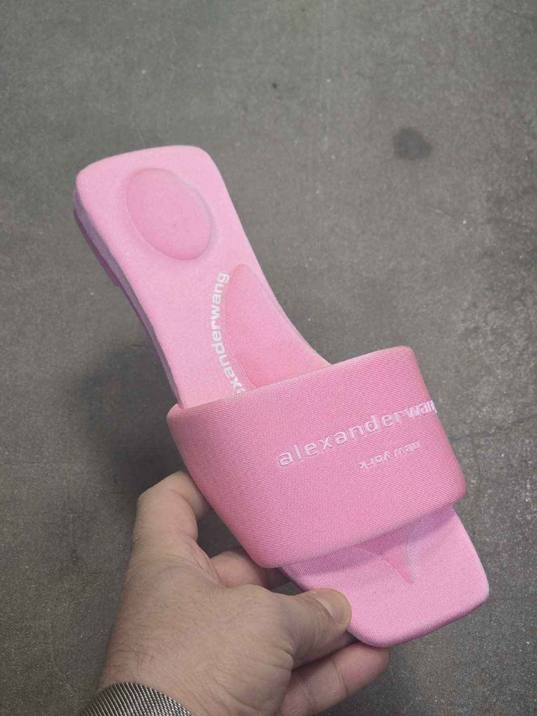 женские шлепанцы,,босоножки шлепанцы,модные тапочки,модные сандалии