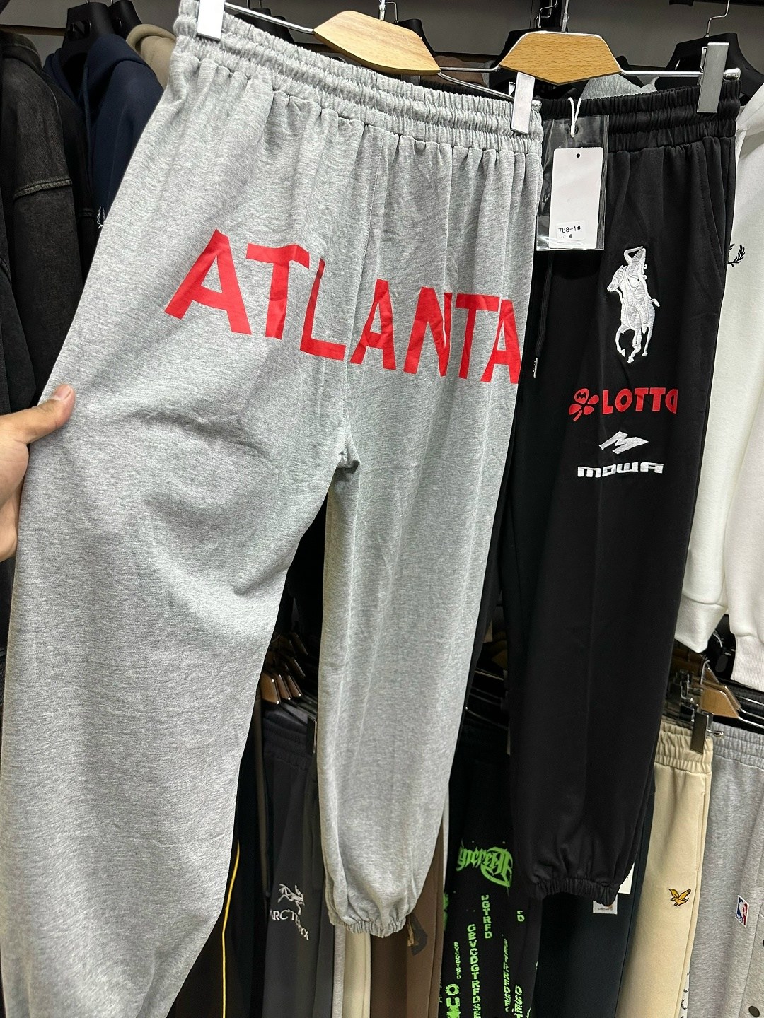 спортивные штаны,спортивные брюки,мужские спортивные брюки,мужские спортивные штаны,спортивные штаны свободные