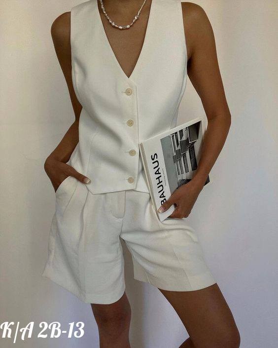 женские жилеты,белая одежда,жилет классический,женский костюм с шортами