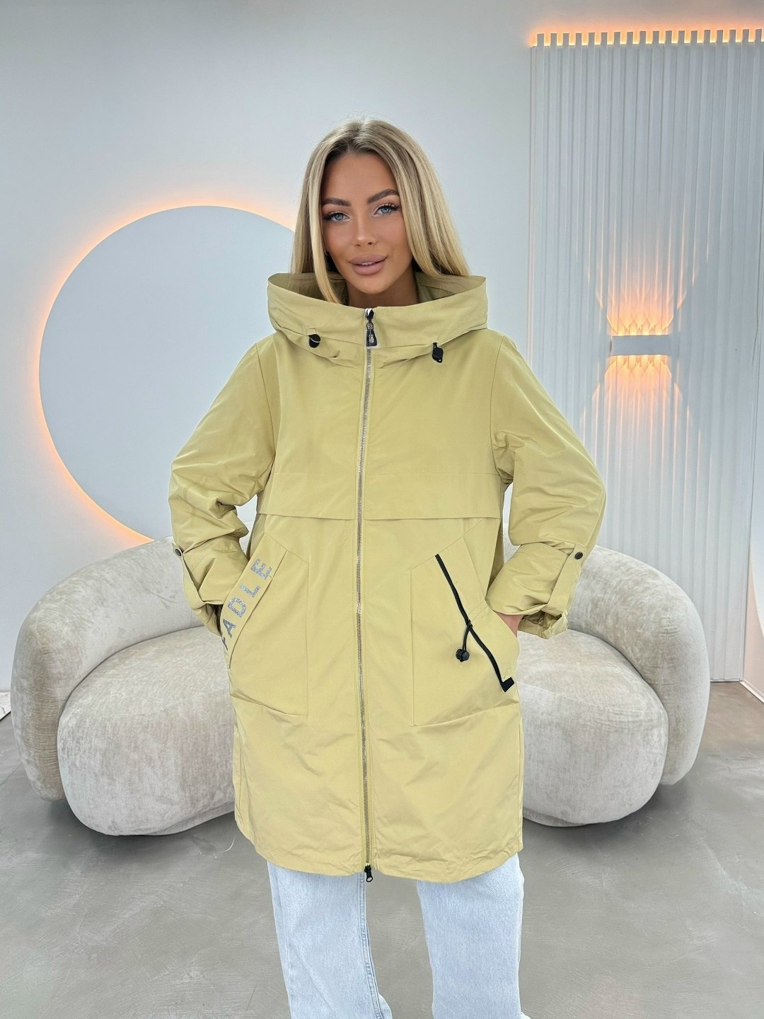 демисезонная куртка,женская куртка,ветровка женская,удлиненная куртка,демисезонная куртка женская