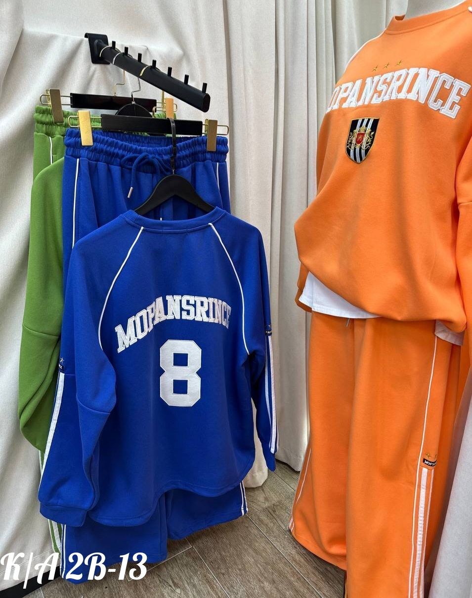 оранжевые спортивные костюмы,спортивные костюмы,спортивный костюм оранжевый celine,женские спортивные костюмы,оранжевый костюм