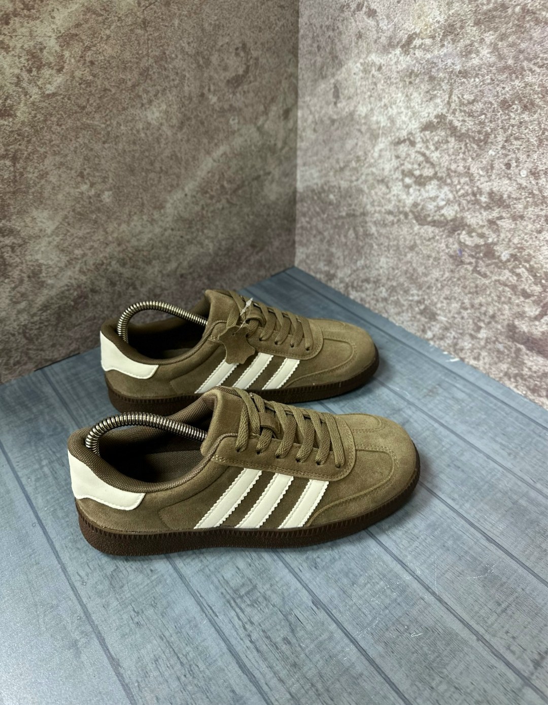 ,кроссовки adidas spezial,кроссовки адидас,кроссовки адидас бежевые,adidas spezial коричневые