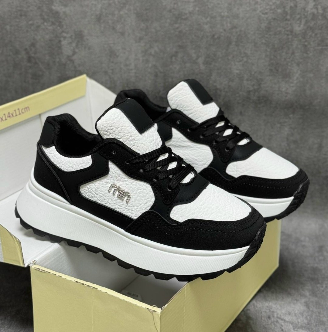 женские кроссовки,кроссовки бежевые,сайкони бежевые кроссовки,кроссовки для женщин,