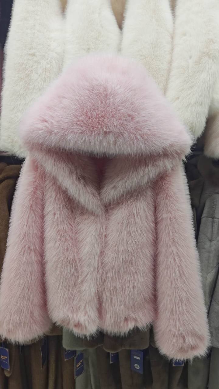 зимняя мода,девушка,зимняя шуба,шуба меховая,fur coat