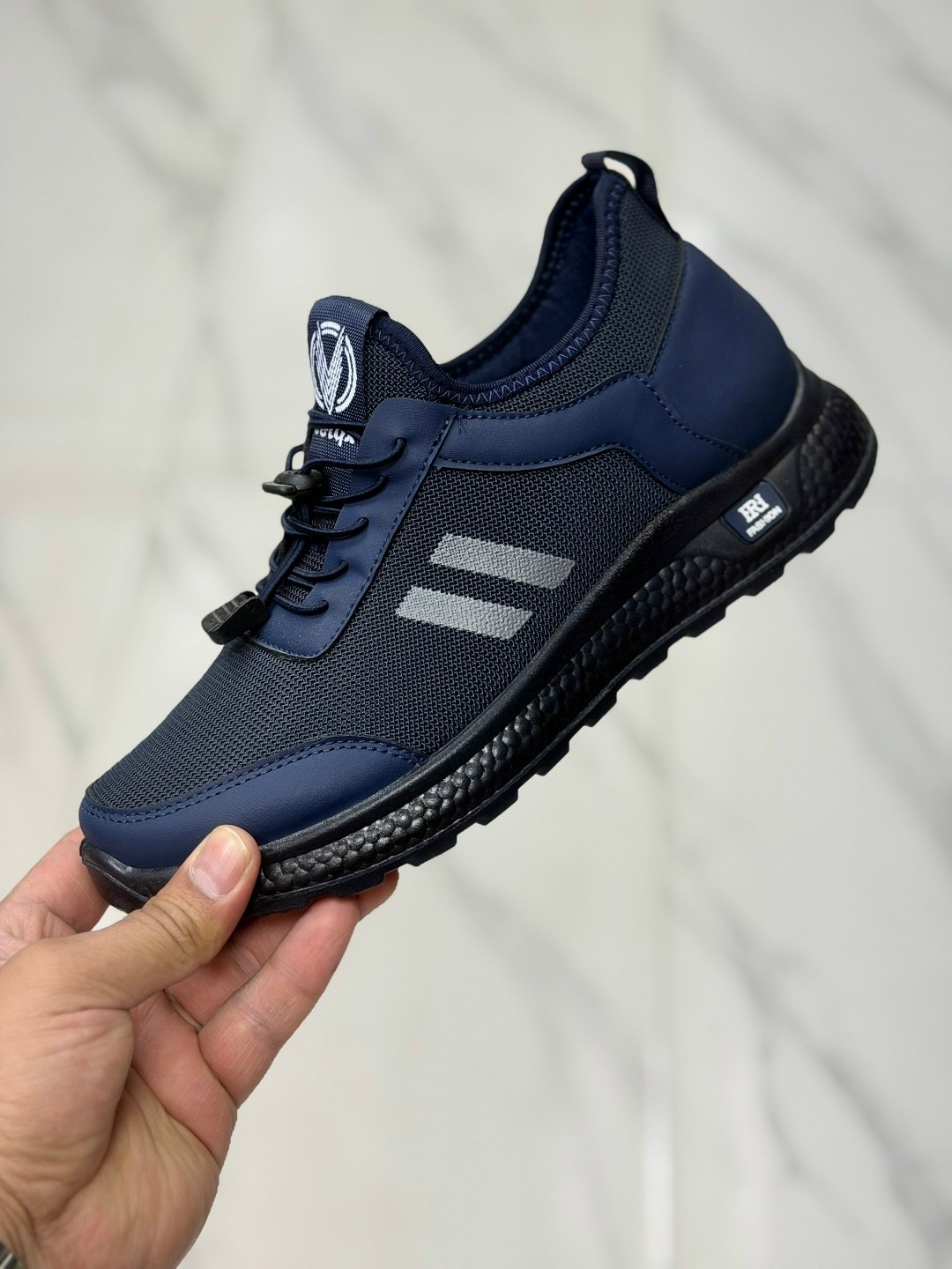 ,мужские кроссовки,кроссовка мужской,кроссовки универсальные,кроссовки для мужчин