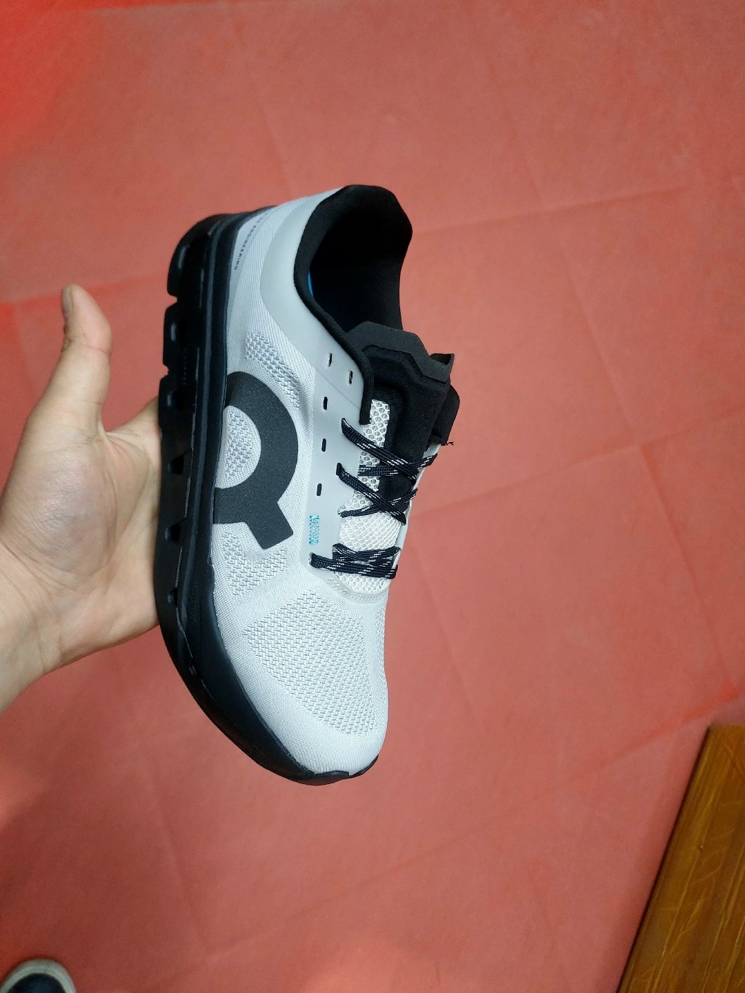 кроссовки on cloudmonster белый,кроссовки,кроссовки on,беговые кроссовки,спортивная