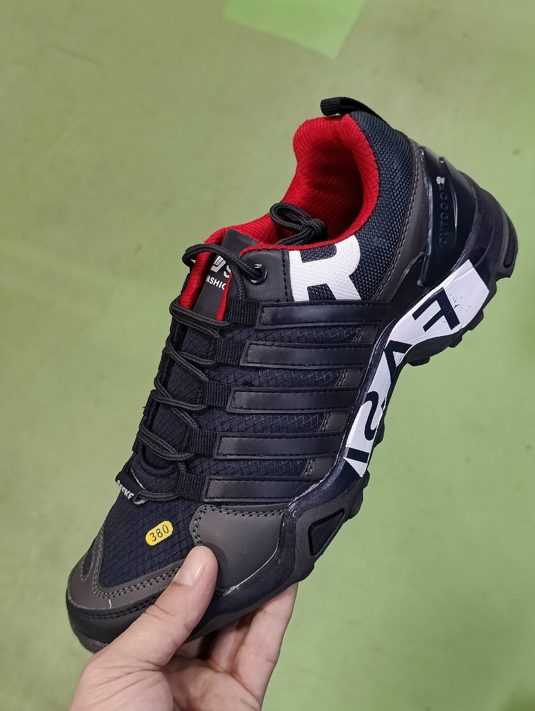 кроссовки мужские,,мужская  кроссовки,кроссовка мужской,кроссовки