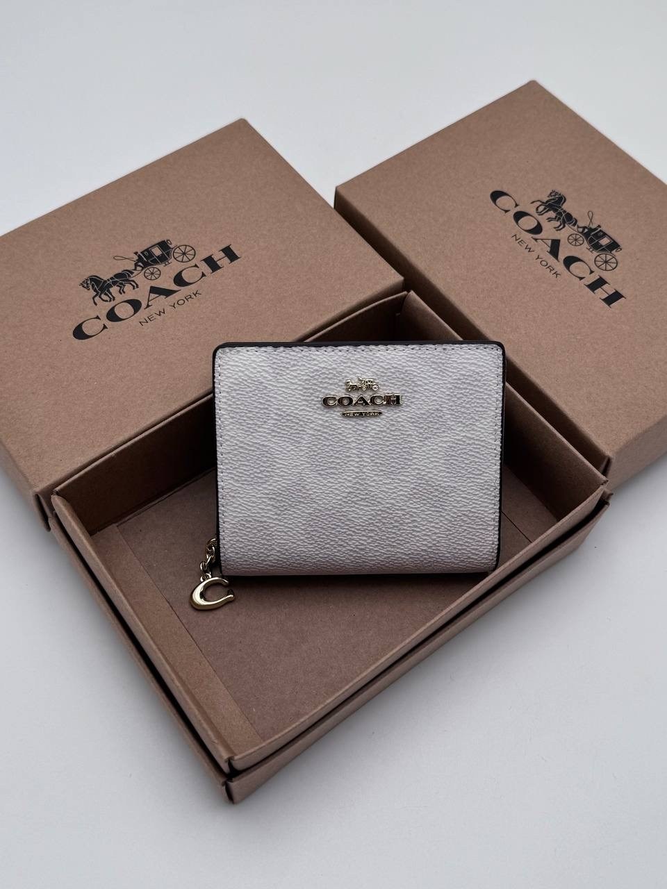 кошелёк coach,кошелек натуральная кожа coach,женские кошельки,женский кошелек coach,брендовый женский кошелек coach