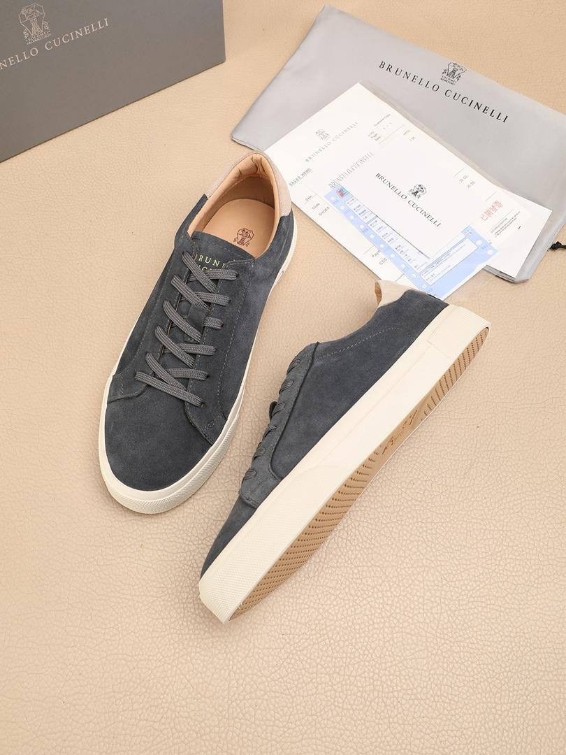 замшевые кроссовки brunello cucinelli,замшевые кеды brunello cucinelli,brunello cucinelli мужские замшевые кеды,кроссовки brunello cucinelli,мужские кеды brunello cucinelli серые замшевые с белой подо