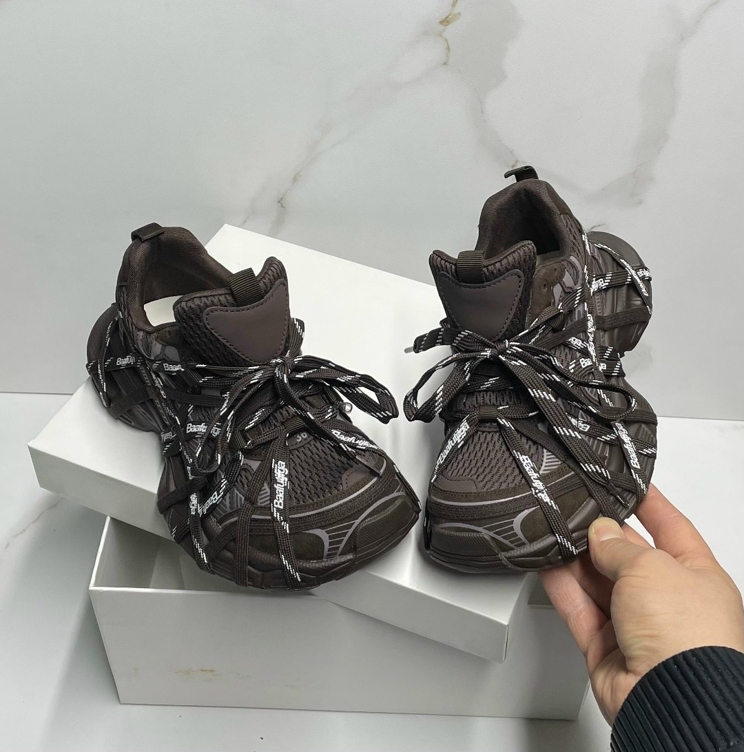 кроссовки balenciaga женские,кроссовки balenciaga,,кроссовки balenciaga 3 xl,кроссовки баленсиага 3 xl