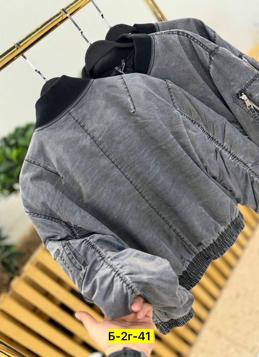 куртка бомбер,женская куртка,куртка,кожаная куртка бомбер,бомбер женский