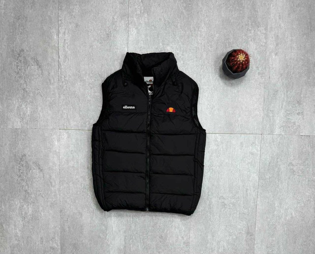 жилетка,мужская жилетка,жилет ellesse,жилетка безрукавка,жилет