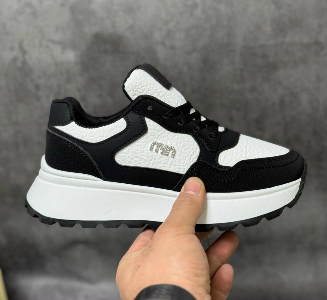 женские кроссовки,кроссовки бежевые,сайкони бежевые кроссовки,кроссовки для женщин,