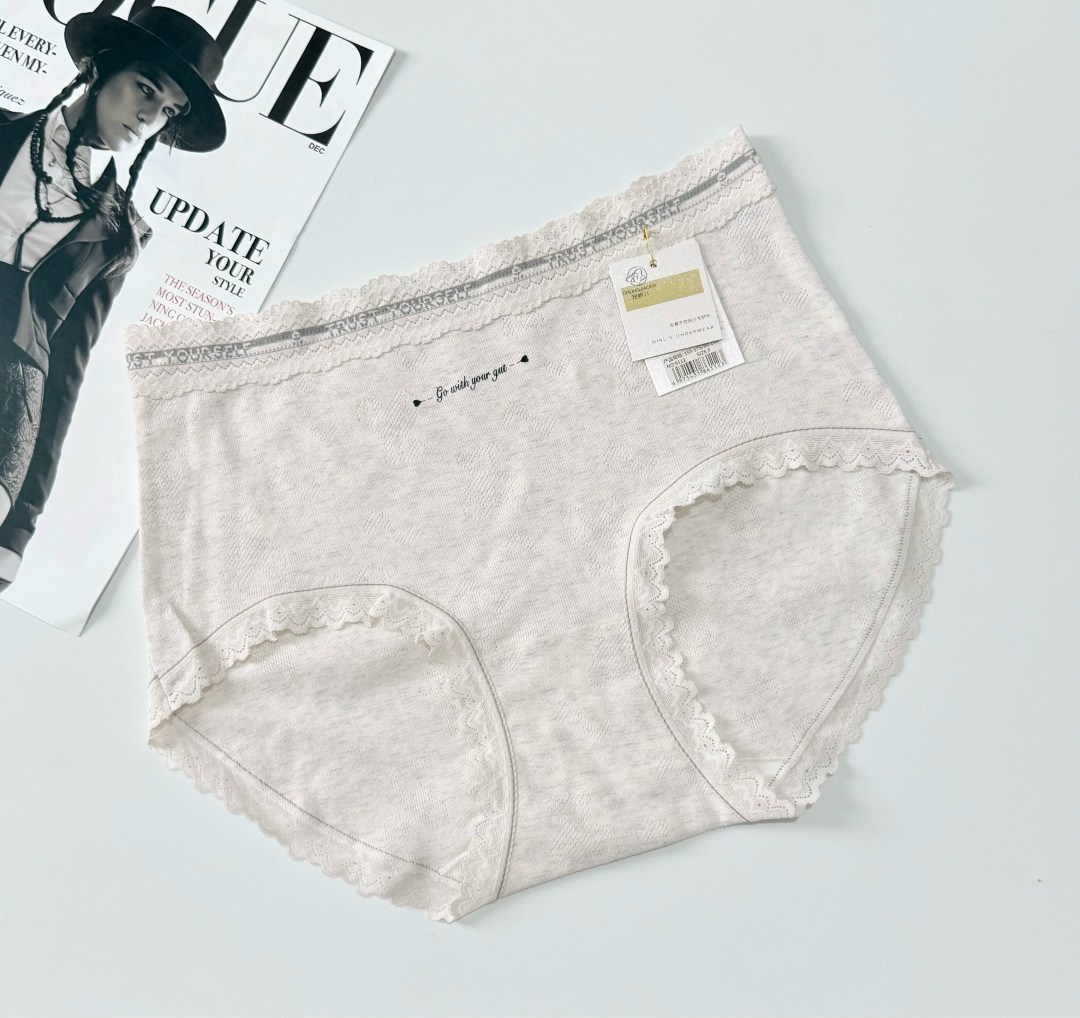 трусики хлопковые,женские хлопковые трусы,женские хлопковые трусики,хлопковые трусы,хлопковые трусы на девушках