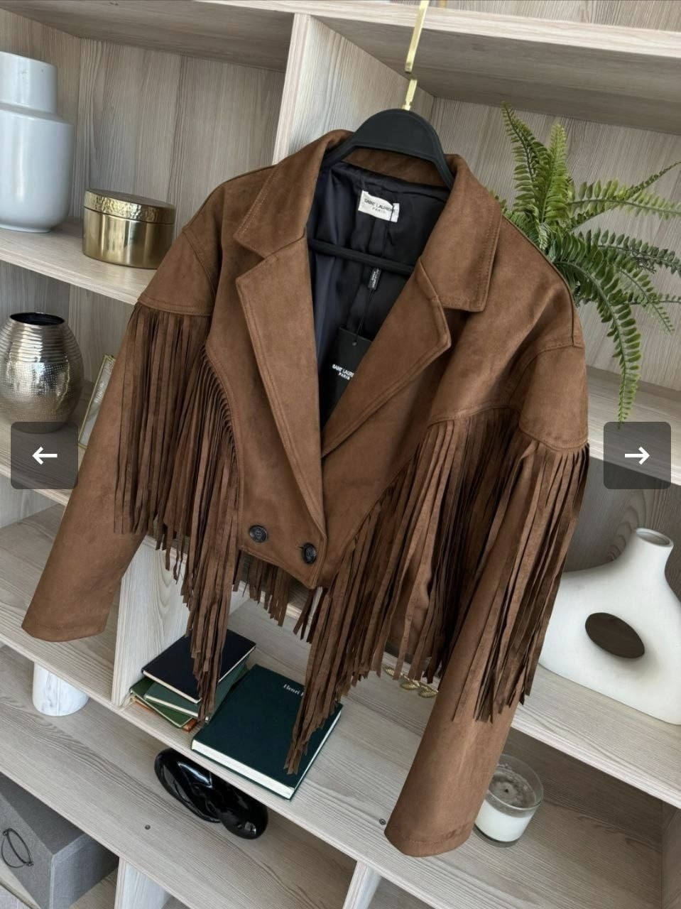 женская замшевая косуха с бахромой yves saint laurent,косуха с бахромой,patrizia pepe куртка замшевая с бахромой,замшевая куртка косуха,эффектная замшевая косуха с бахромой ysl