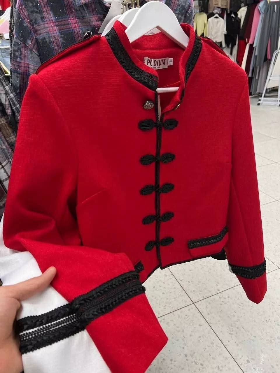 мода стиль,костюм с брюками,костюм женский,