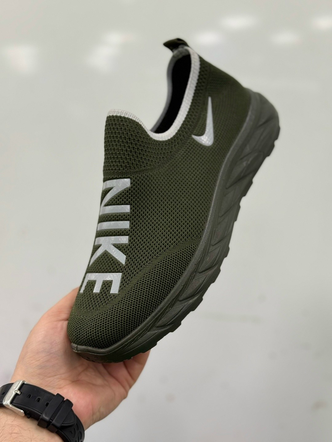 кроссовки найк без шнурков мужские,кроссовки мужские летние nike,мужские кроссовки nike,кроссовки nike,кроссовки