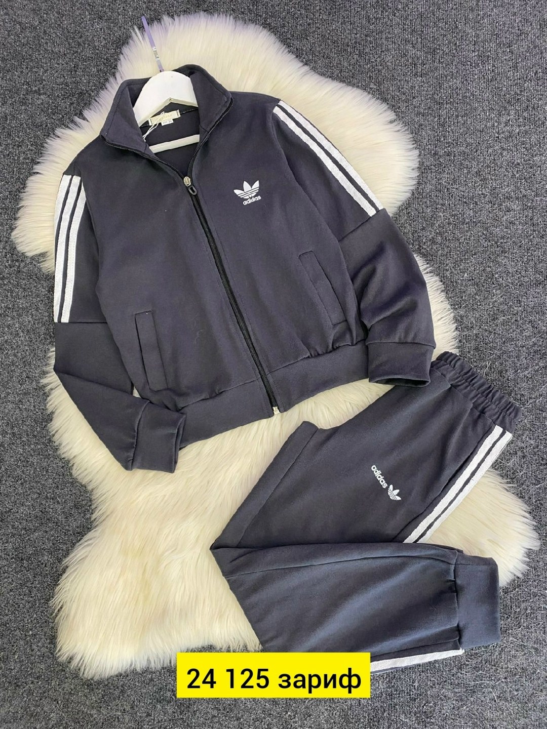 адидас спортивный костюм,спортивный костюм адидас красный женский,спортивный костюм adidas,женский спортивный костюм адидас,велюровый костюм адидас женский