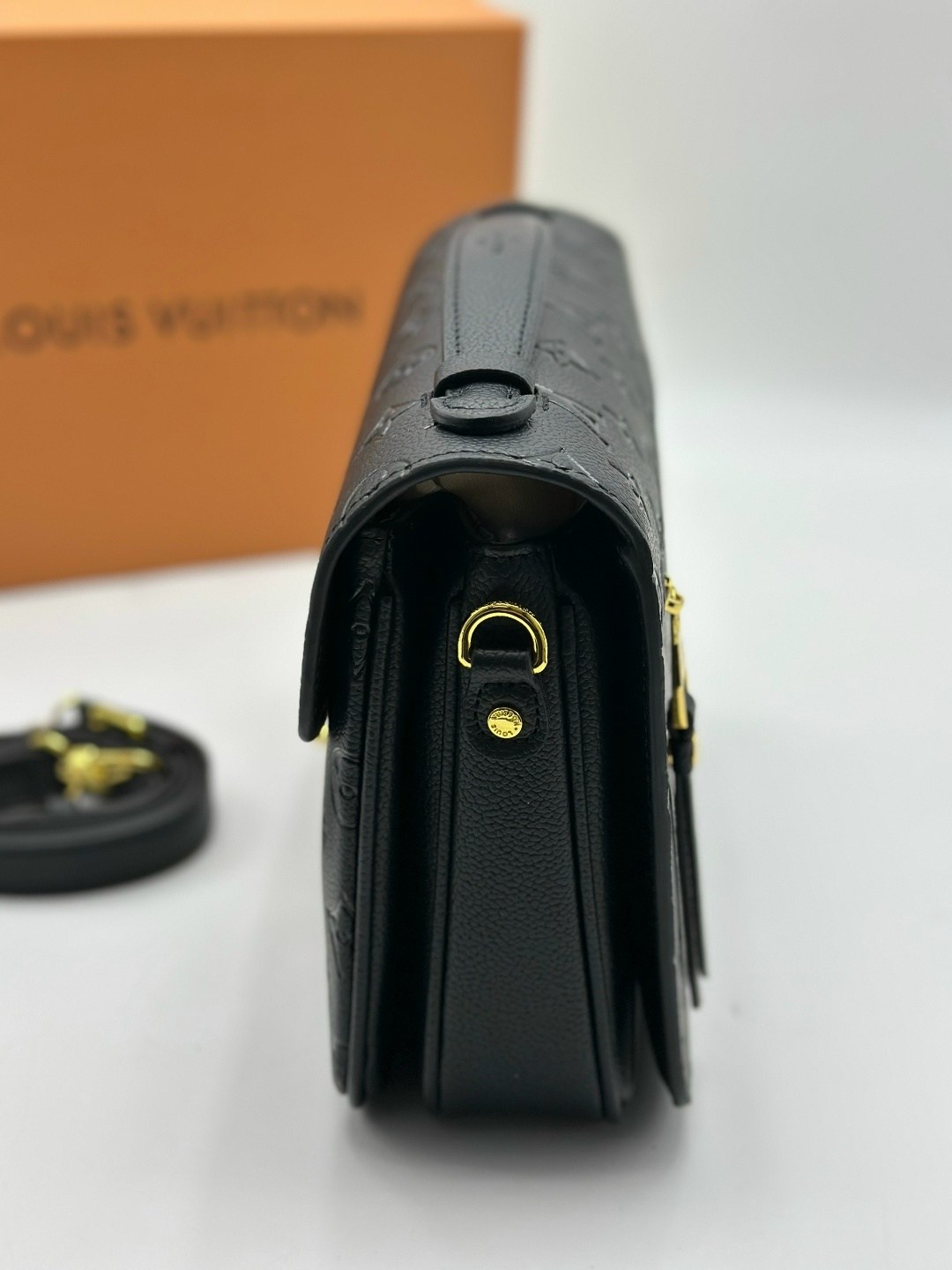 louis vuitton женская сумка,сумка louis vuitton,сумка louis vuitton pochette metis,louis vuitton pochette,louis vuitton pochette metis